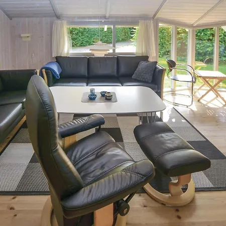 Four-bedroom In Sydals 펜션 *